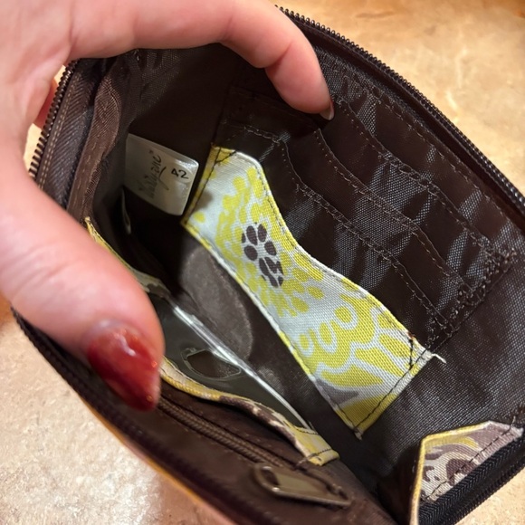 COPY - Thirty-One Floral Wristlet Clutch - Picture 6 of 14